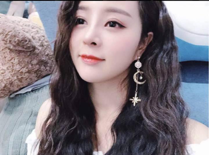 御姐范，很放荡